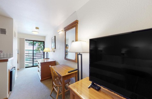 West End House | Aspen Mountain Lodge 308