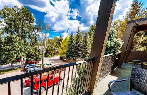 West End House | Aspen Mountain Lodge 309