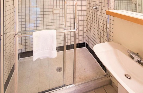 West End House | Aspen Mountain Lodge 311