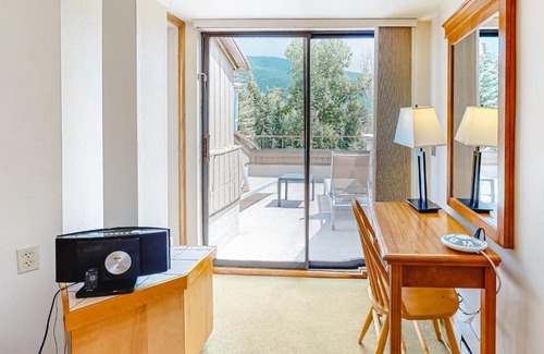 West End House | Aspen Mountain Lodge 403