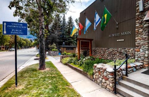 West End House | Aspen Mountain Lodge
