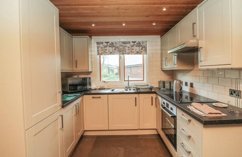 Bridgetown Cottage | ASPEN, pet friendly, with a garden in Dolton