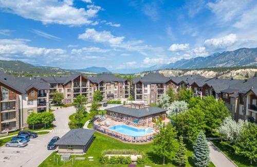 East Kootenay House | Aspen Retreat