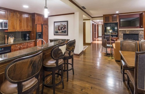 Aspen Condo | Aspen Ritz Carlton 3 Bedroom Residence