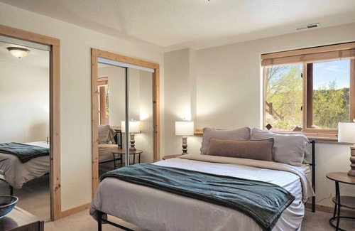 Cripple Creek Cabin | ★ Aspen View Log Cabin ★ Mountain Vistas + Game Room Retreat