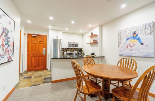Upper Village Condo | Aspens #325 Prime Ski-in Ski-out! Pool, Hot tubs! Sleeps 6!