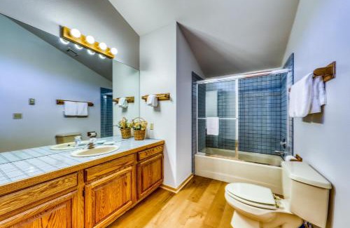 Warm Springs Apartment | Aspenwood Ski Getaway