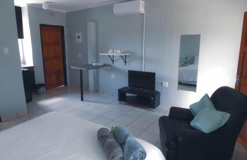 Siphofaneni Cabin | Asphumule Lodge