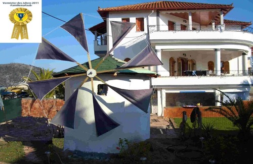 Ammoudia House | Aspri Villa vacation home, only 300 m to the beach