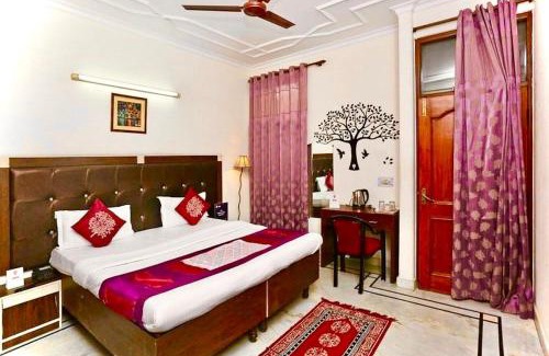 Janakpuri Hotel | ASR Guest House, Janakpuri, New Delhi