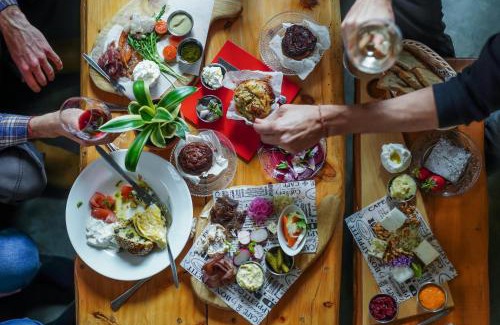 Qatsrin Ski Chalet | Assaf Boutique Winery & Cabins