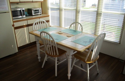 Assateague Pointe House | Assateague Pointe 2 br/1 ba 2 outdoor pools -in WOC.