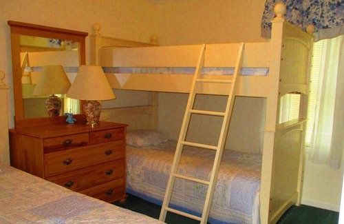 Assateague Pointe House | Assateague Pointe 2 br/1 ba 2 outdoor pools -in WOC.