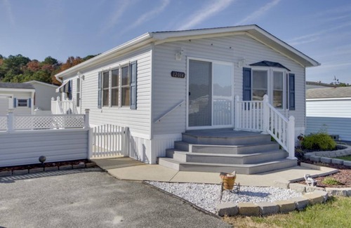 Assateague Pointe House | Assateague Pointe 2 br/1 ba 2 outdoor pools -in WOC.