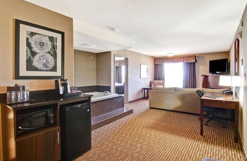 Assiniboia Hotel | Assiniboia Canalta