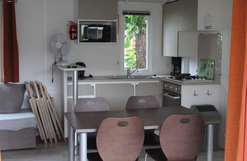 Les Mathes House | Association of 2 mobils homes - 5 to 8 bedrooms - 10 to 16 people