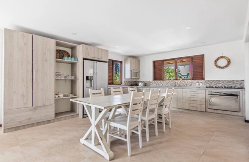 Jan Thiel Villa | "Asterias" 5 Bdrm Villa w/private Pool and loft!