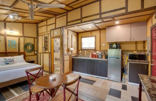 Lake Lafayette Apartment | Aston Harbor Cabin, Walk to Lake Lafayette