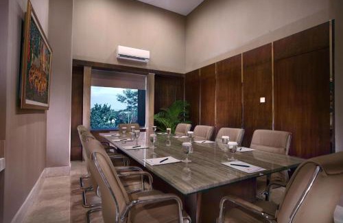 Jember Hotel | Aston Jember Hotel & Conference Center