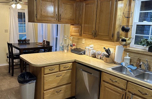 Gordonville House | Aston's Lake Texoma Resort