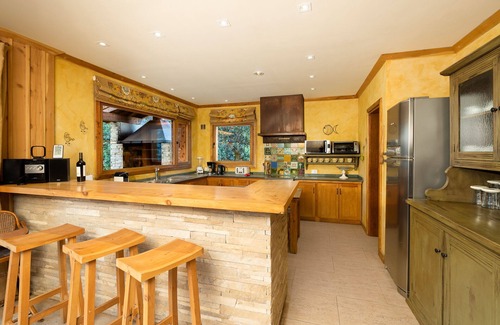Villa Arelauquen House | Astonishing House in Bariloche, Patagonia, Winter and Summer