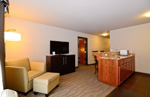 Dickinson Hotel | Astoria Hotel and Event Center