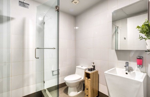 Zona Rio Apartment | Astounding 1BR Apt: Gym+Cinema+Lounge/Games
