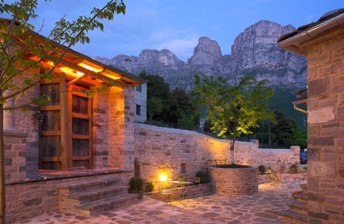 Papigo Villa | Astra Inn