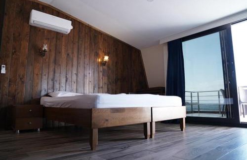 Lapseki Hotel | Astroia Butik Otel&Bilim Kampı