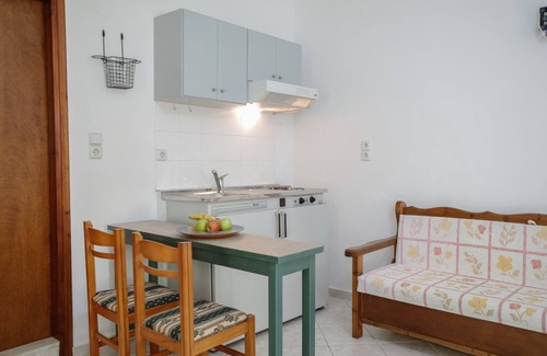 Exopoli Apartment | Astrostudio Chania Holidays Apartments 4 ☀️[ 3Km from sea ] Mountain & Sea view