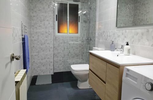 Aviles Apartment | Asturias sin límites explora desde Avilés vut 1963 as