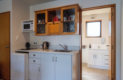 Greymouth Hotel | ASURE Highpark Motor Inn