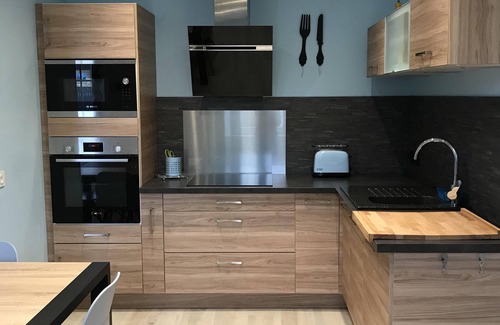Villiers-Louis House | At 24, house up to 6 people (work or leisure)