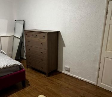 Alibon Hotel | AT Apex House S