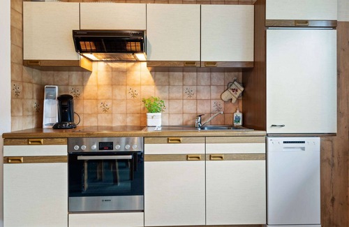 Muhlbach im Pinzgau Apartment | Chalet Bramberg near Ski Slopes