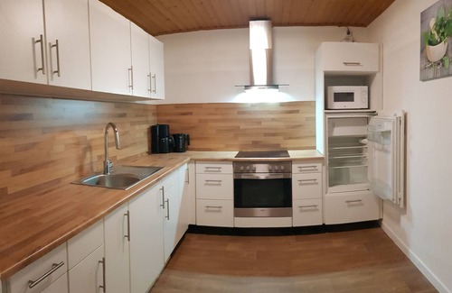 Bruck an der Grossglocknerstrasse Apartment | Two bedroom Apartment with Balcony - Hirsch
