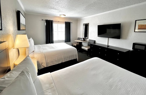 Brent Hotel | At Home Inn & Suites