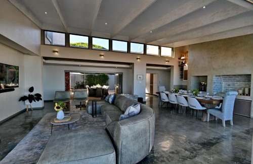 Glentana House | At Last Glentana Beach House