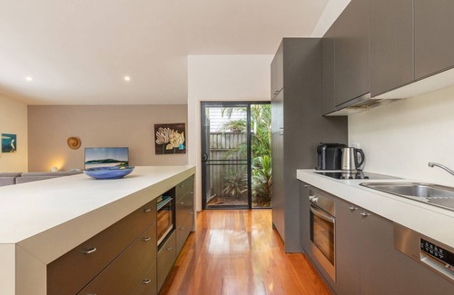 Elizabeth Beach House | At Lizzie @ Elizabeth Beach