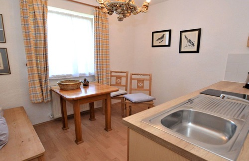 Ried Apartment | Stylish apartment by the Wolfgangsee lake
