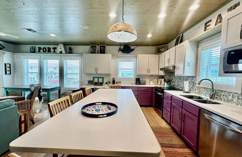 Sand Point House | "At Shore to Please, let the waves serenade you and the sand soothe your soul."