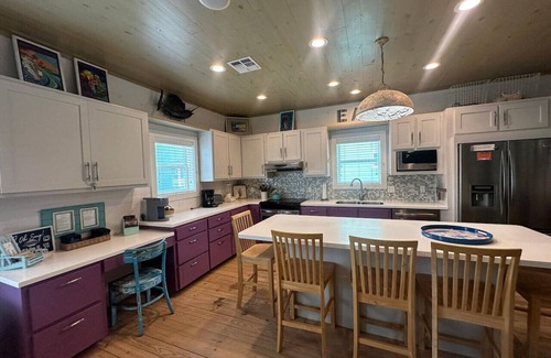 Sand Point House | "At Shore to Please, let the waves serenade you and the sand soothe your soul."