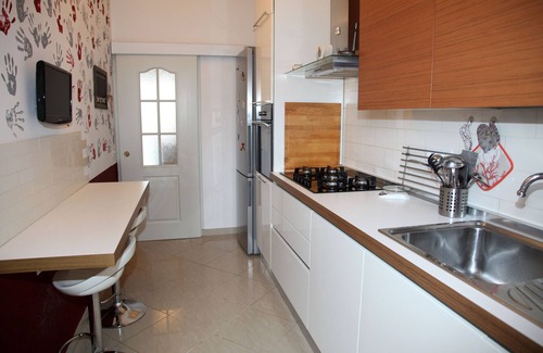 Ex Campo d'Aviazione Apartment | at Simone's house in Viareggio (apt. & beach!)