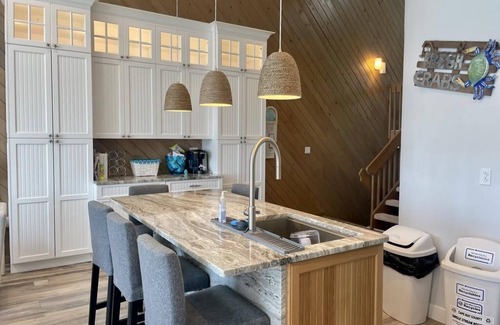 Dennisville House | At the Beach! Fantastic Views! Sunrises & Sunsets in Sea Isle City, NJ!