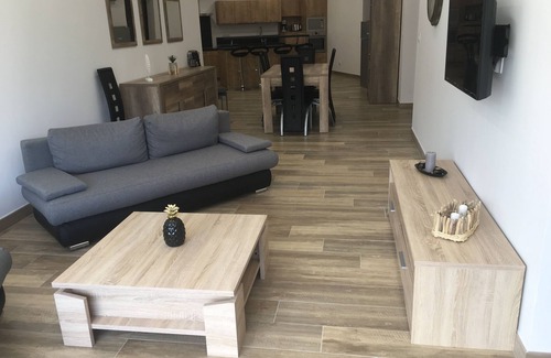 Oletta Apartment | AT THE BEEKEEPER learn about beekeeping in an idyllic setting