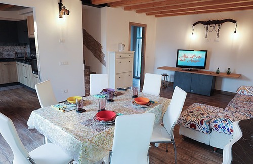 Trivignano House | At the Court of the Angel, a welcoming house with free private parking