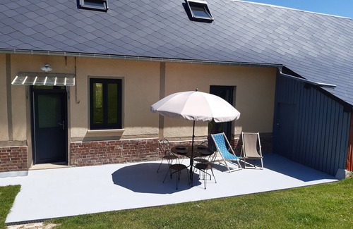 Blangy-sur-Bresle House | At the edge" cottage