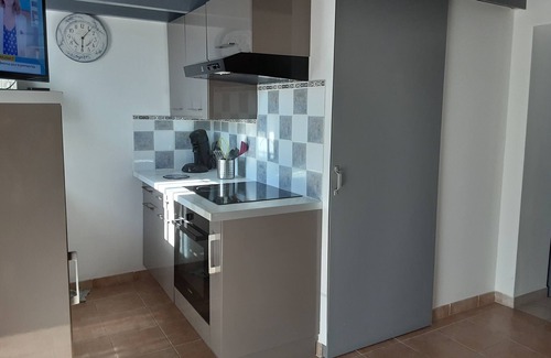 Greoux-les-Bains House | At the foot of the Verdon T2 35m2 Maisonette - Air-conditioned - Terrace 25m2 - 3* Private parking lot