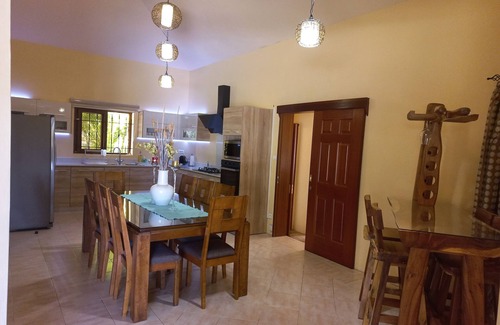 Le Morne Villa | "At the foot of Morne Brabant"