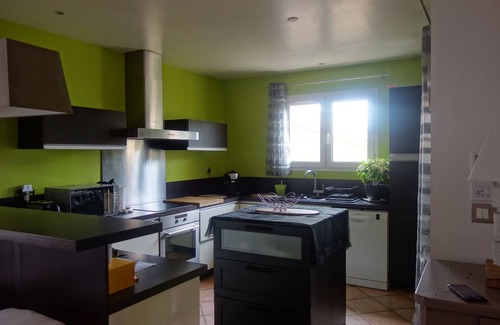 Aureille House | At the foot of the Alpilles mountains with direct access to the massif